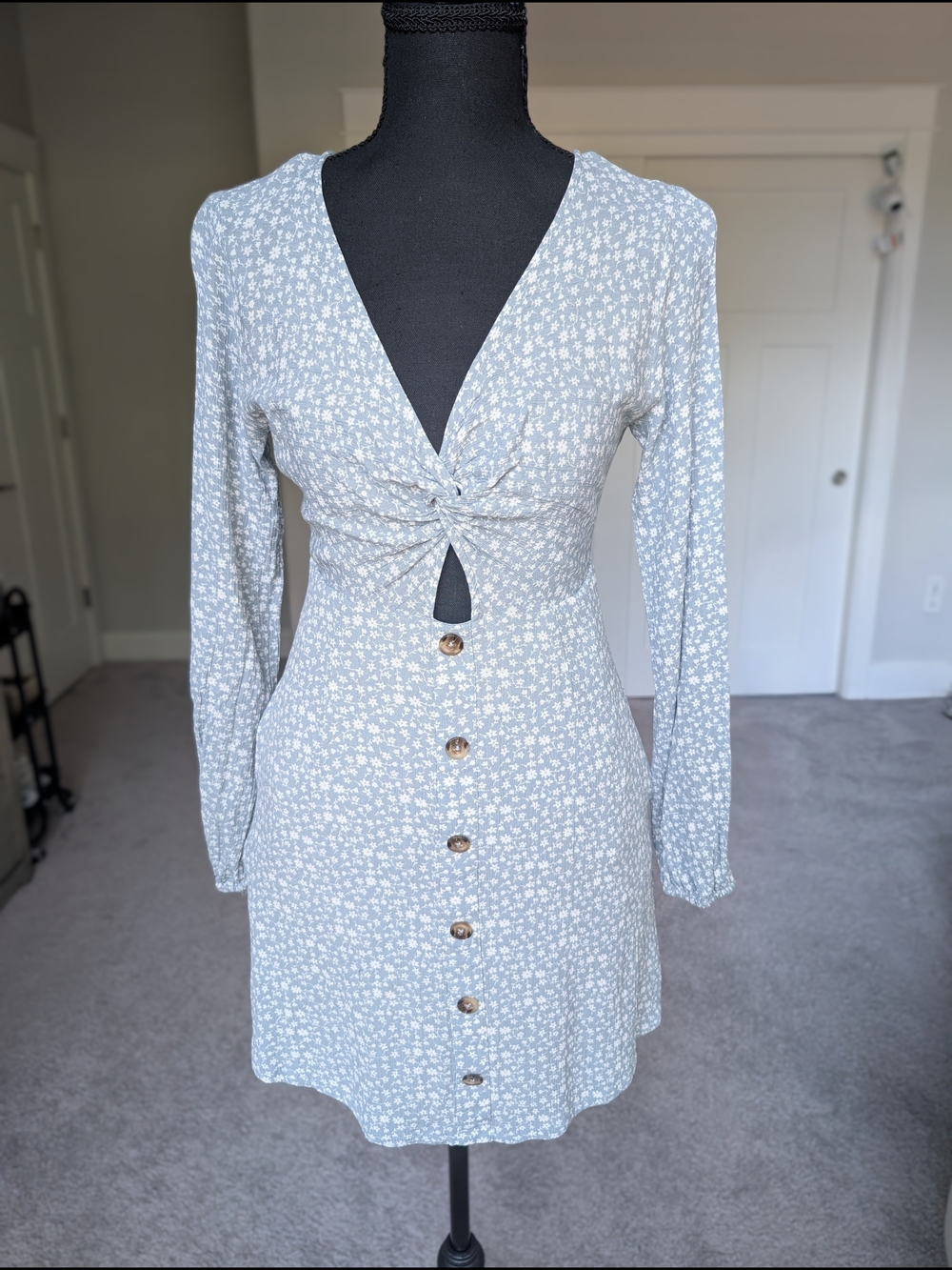 Light Blue Floral Twist-Front Long Sleeve Dress